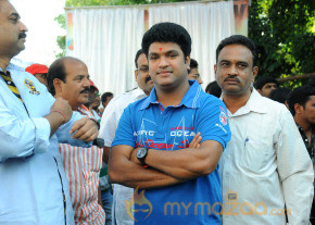 Aaadi New Movie Launch Photos photo 34