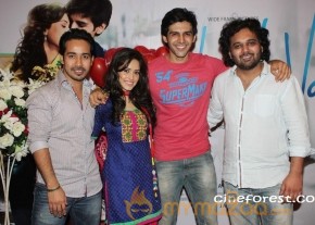 AAKASH VANI MOVIE FIRST LOOK LAUNCH photo 24