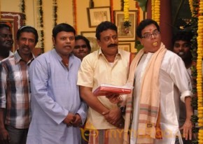 Abbai Class Ammai Mass Movie Stills photo 11