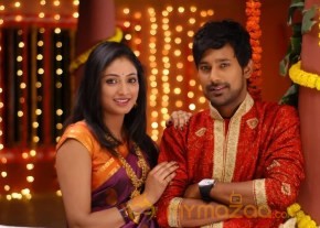 Abbai Class Ammai Mass Movie Stills photo 28