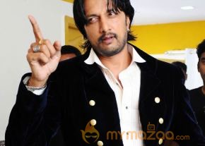 Action 3D Movie latest Hot Stills photo 6