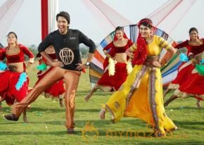 Action 3D Movie latest Hot Stills photo 10