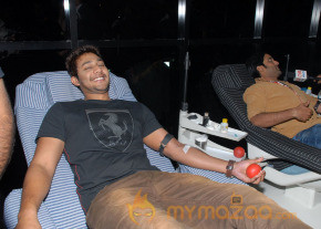 Actors Blood Donation stills photo 14
