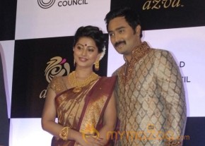 Actress Sneha at Azva Jewellery Collections Photo gallery photo 15
