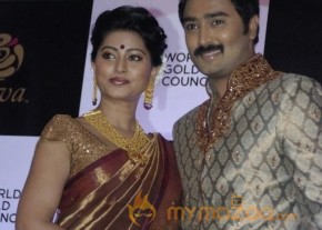 Actress Sneha at Azva Jewellery Collections Photo gallery photo 22