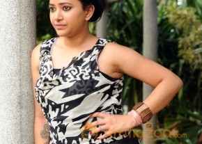 Akasam Lo Sagam Movie Hot Photos photo 15
