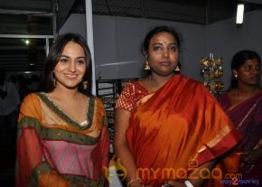 Aksha At Trendz Summer Fashion Exhibition Launch  photo 40
