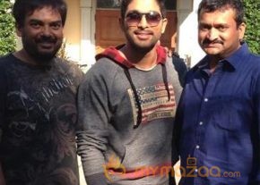 Allu Arjun Iddarammayilatho Working Stills photo 16