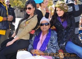 Allu Arjun Iddarammayilatho Working Stills
