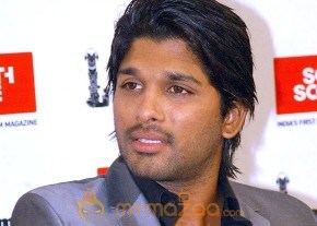 Allu Arjun at South Scope Gallery photo 3