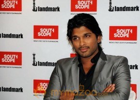 Allu Arjun at South Scope Gallery photo 15