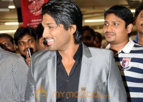 Allu Arjun at South Scope Gallery photo 11