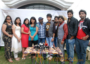 Amma Nana Ooruvelite Movie Photos photo 12