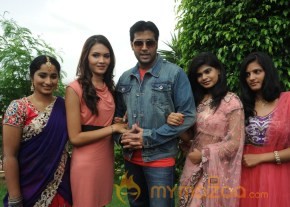 Anandam Malli Modalaindi Movie Opening Photos photo 30