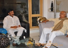 ANR felicitating Megastar chirangeevi Photos photo 7