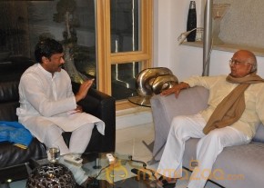 ANR felicitating Megastar chirangeevi Photos photo 3