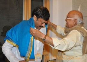 ANR felicitating Megastar chirangeevi Photos photo 9