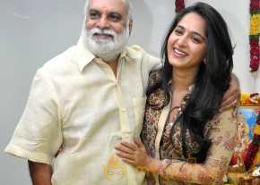 Anushka Shetty Size Zero Movie Launch photo 6