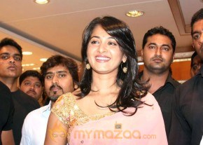 Anushka Launches MBS Jewellery Showroom photo 12