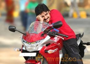 Atharintiki Daredi Latest Photos photo 6