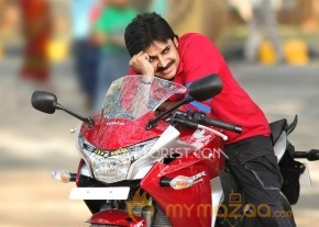 Attarintiki Daredi Latest Stills photo 4