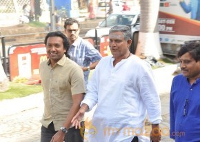 Babu Bangaram Theatre Coverage Stills photo 25