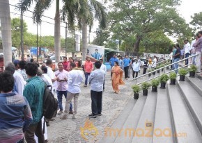 Babu Bangaram Theatre Coverage Stills photo 15