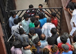 Babu Bangaram Theatre Coverage Stills photo 38