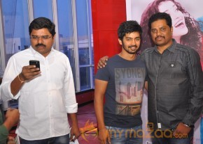 Back Bench Student Movie Platinum Disc Function Gallery  photo 37