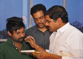 Back Bench Student Movie Platinum Disc Function Gallery 