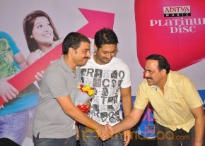 Back Bench Student Movie Platinum Disc Function Gallery  photo 26