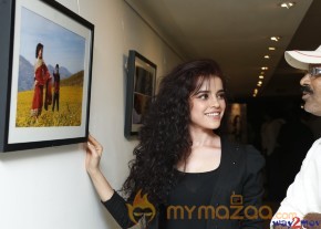 Backbench Student Movie Team At Muse Art Gallery  photo 6