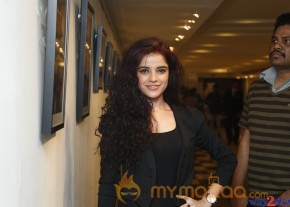 Backbench Student Movie Team At Muse Art Gallery  photo 9