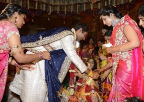 Bala Krishna Daughter Tejeswini Wedding Photos 3 photo 9