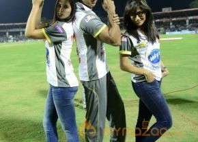 CCL 3 Celebs At LB Stadium  photo 53