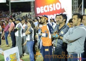 CCL 3 Celebs At LB Stadium  photo 29