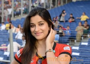 Celebs At Telugu Warriors Vs Bhojpuri Dabanggs CCL 3 Match   photo 49