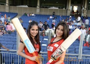 Celebs At Telugu Warriors Vs Bhojpuri Dabanggs CCL 3 Match   photo 72