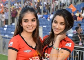 Celebs At Telugu Warriors Vs Bhojpuri Dabanggs CCL 3 Match   photo 32