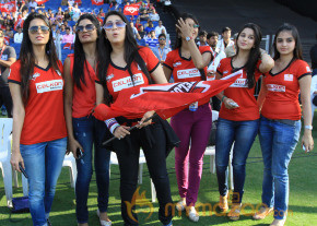 Celebs At Telugu Warriors Vs Bhojpuri Dabanggs CCL 3 Match   photo 51