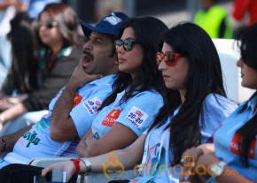 Celebs At Telugu Warriors Vs Bhojpuri Dabanggs CCL 3 Match   photo 59