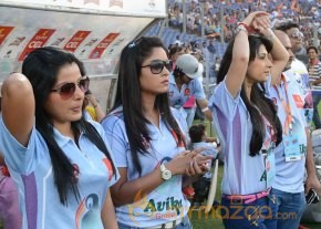 Celebs At Telugu Warriors Vs Bhojpuri Dabanggs CCL 3 Match   photo 21