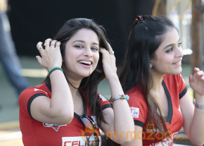 Celebs At Telugu Warriors Vs Bhojpuri Dabanggs CCL 3 Match   photo 5