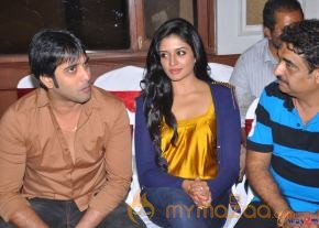 Chukkalanti Ammayi Chakkanaina Abbai Press Meet Gallery  photo 20