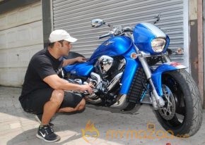 Cricketers and Their Cars photo 15