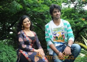 Cut Cheste Movie Launch Photos Set2 photo 24