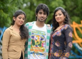 Cut Cheste Movie Launch Photos photo 4