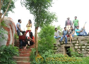 Cut Chesthe Movie Latest Photos photo 23
