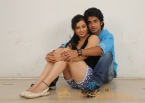 Cut Chesthe Movie Latest Photos photo 35