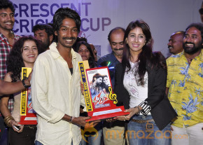 Dalam Movie Platinum Disk Event Pics photo 13